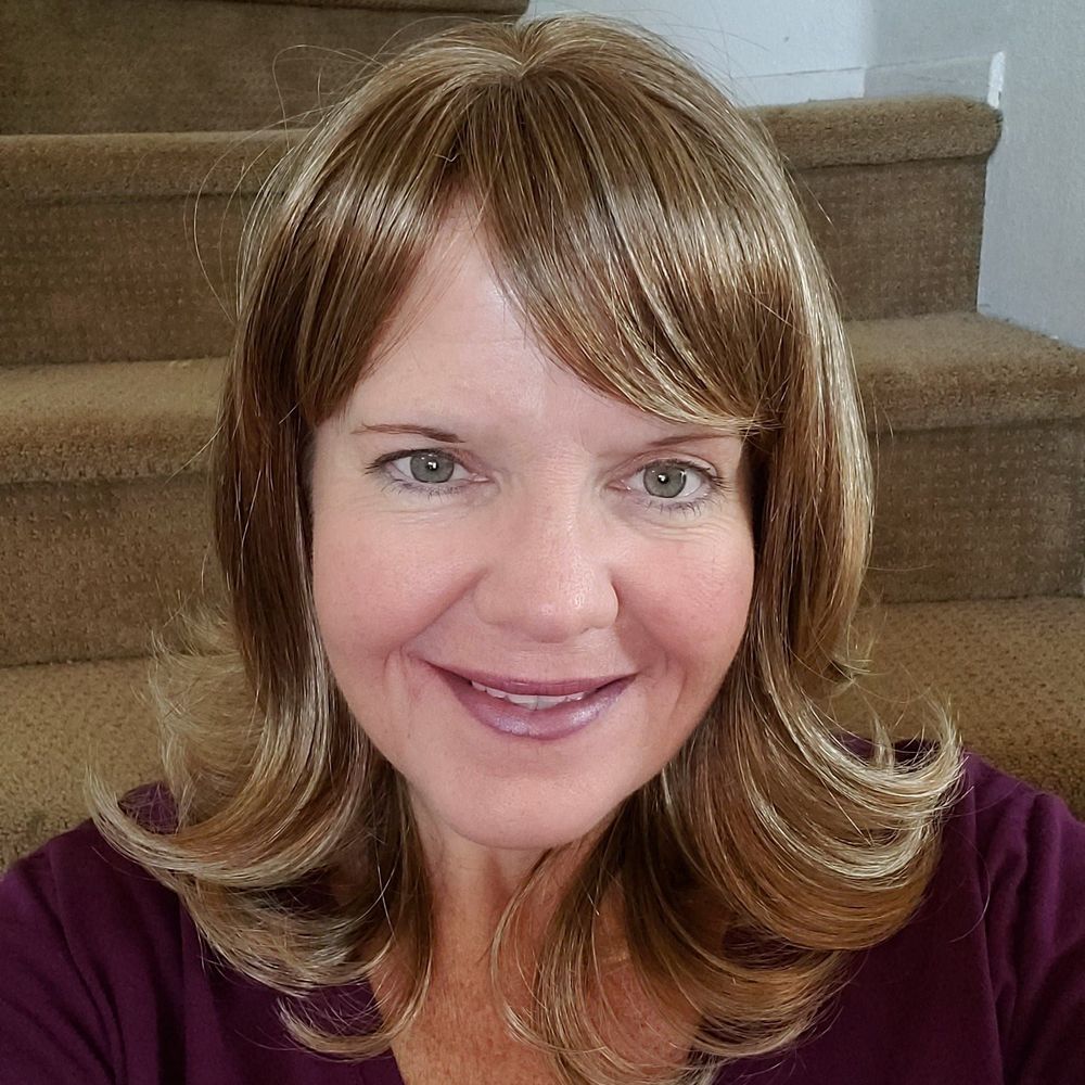 Meet your Posher, Twila